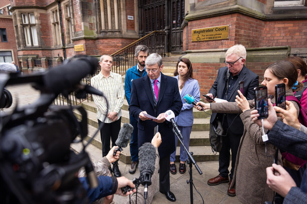 Four Greenpeace activists who made headlines after protesting on the roof of the former Prime Minister’s mansion in Yorkshire last year have had charges of criminal damage dismissed by the Judge at York Magistrates’ Court.